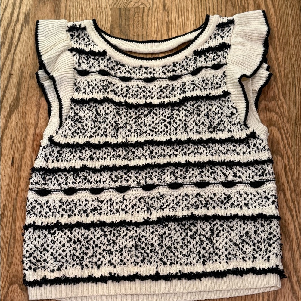 By Anthropologie Ruffle sleeve boucle sweater